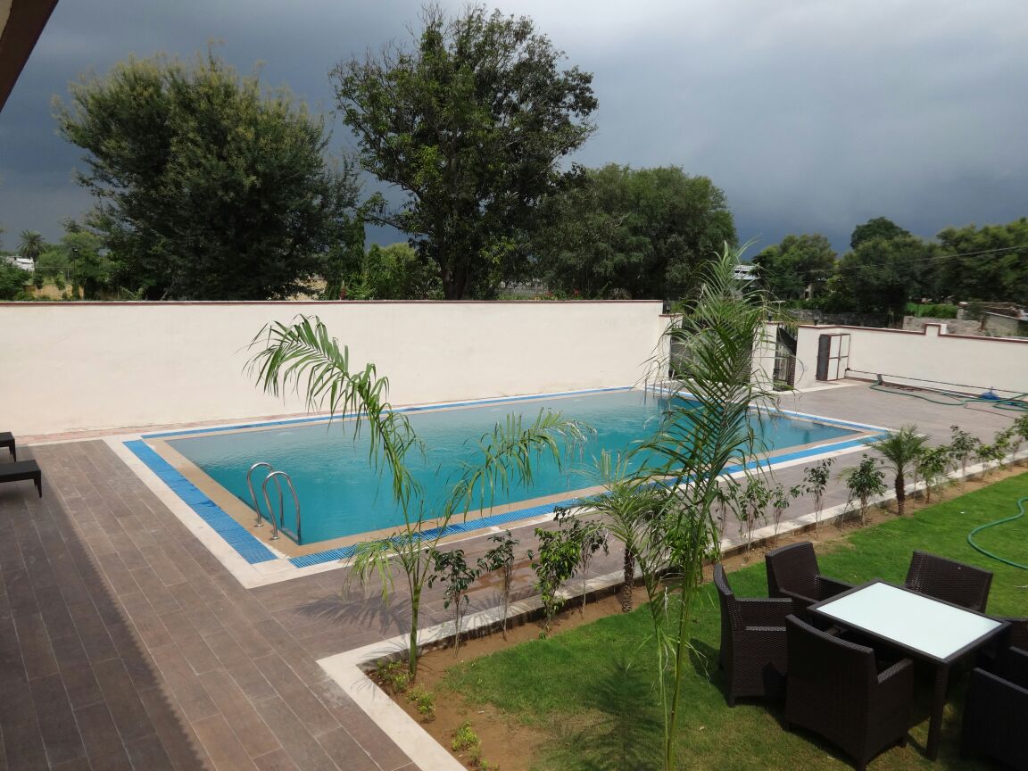 Swimming Pool Contractor in Jaipur