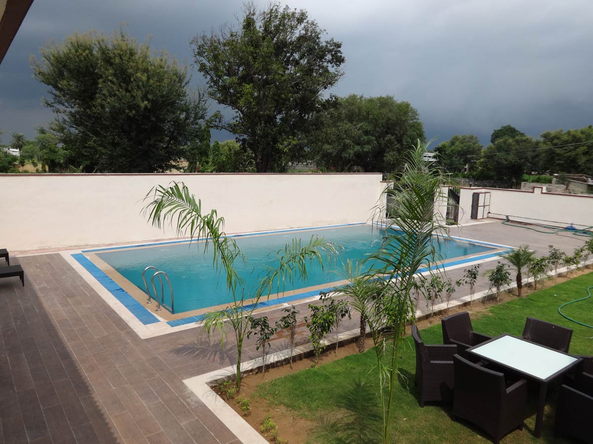 Swimming Pool Contractor in Jaipur