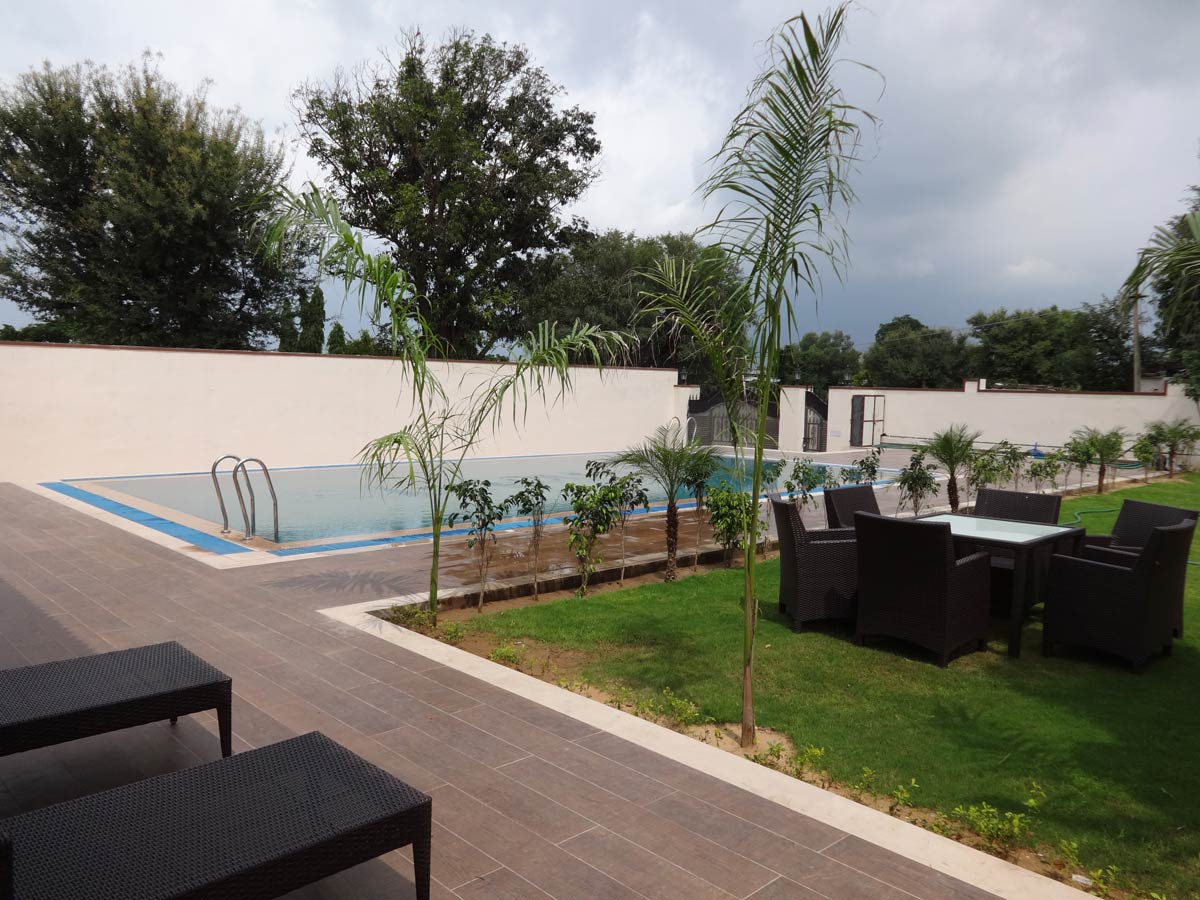Swimming Pool Contractor in Jaipur