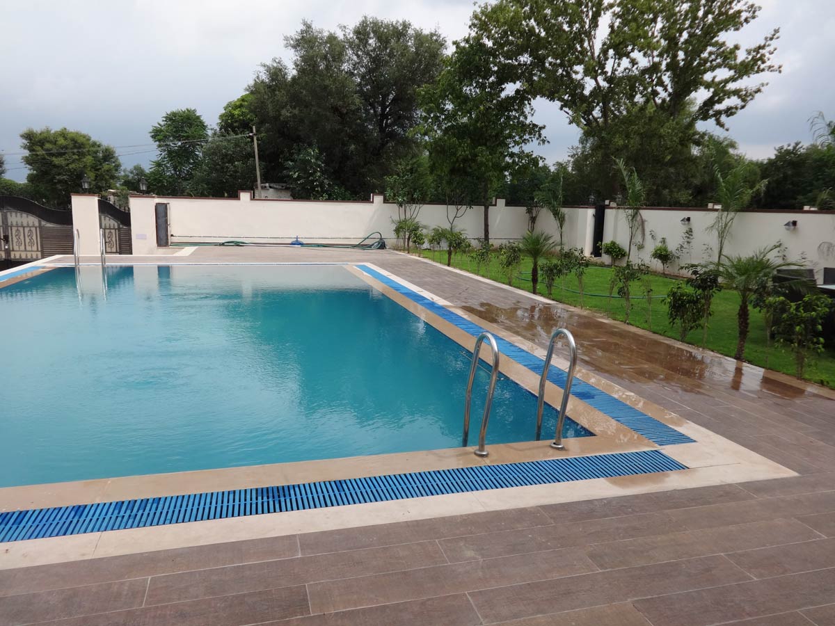 Swimming Pool Contractor in Jaipur