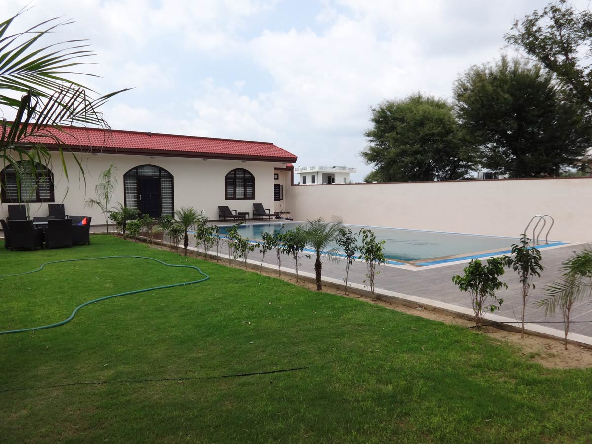 Swimming Pool Contractor in Jaipur